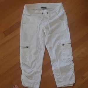 White cotton XCVI capri pants.